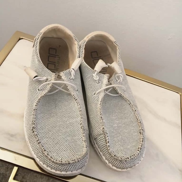 Stone White Hey Dude Mesh Upper Slip-On Style Sneakers Size 8. - Picture 2 of 9